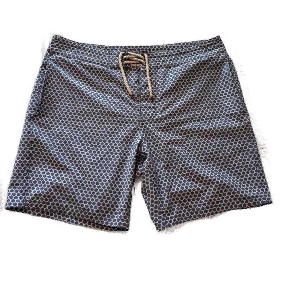 Faherty Brand Fish Scale Print Swim Trunks Board Shorts Size 35